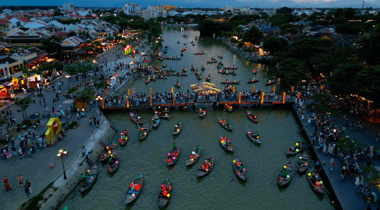 Hoi An lantern boats Vietnam