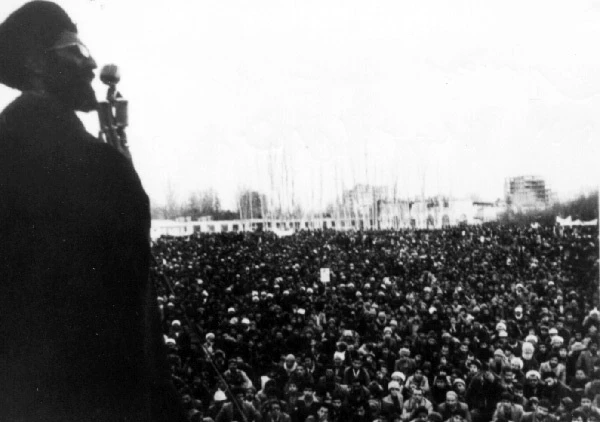 Ali Khamenei speaking during the Iranian Revolution
