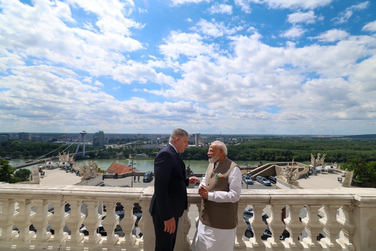 India-Slovakia tech cooperation and defence ties strengthen as pm modi visit slovakia and eleven key pacts signed