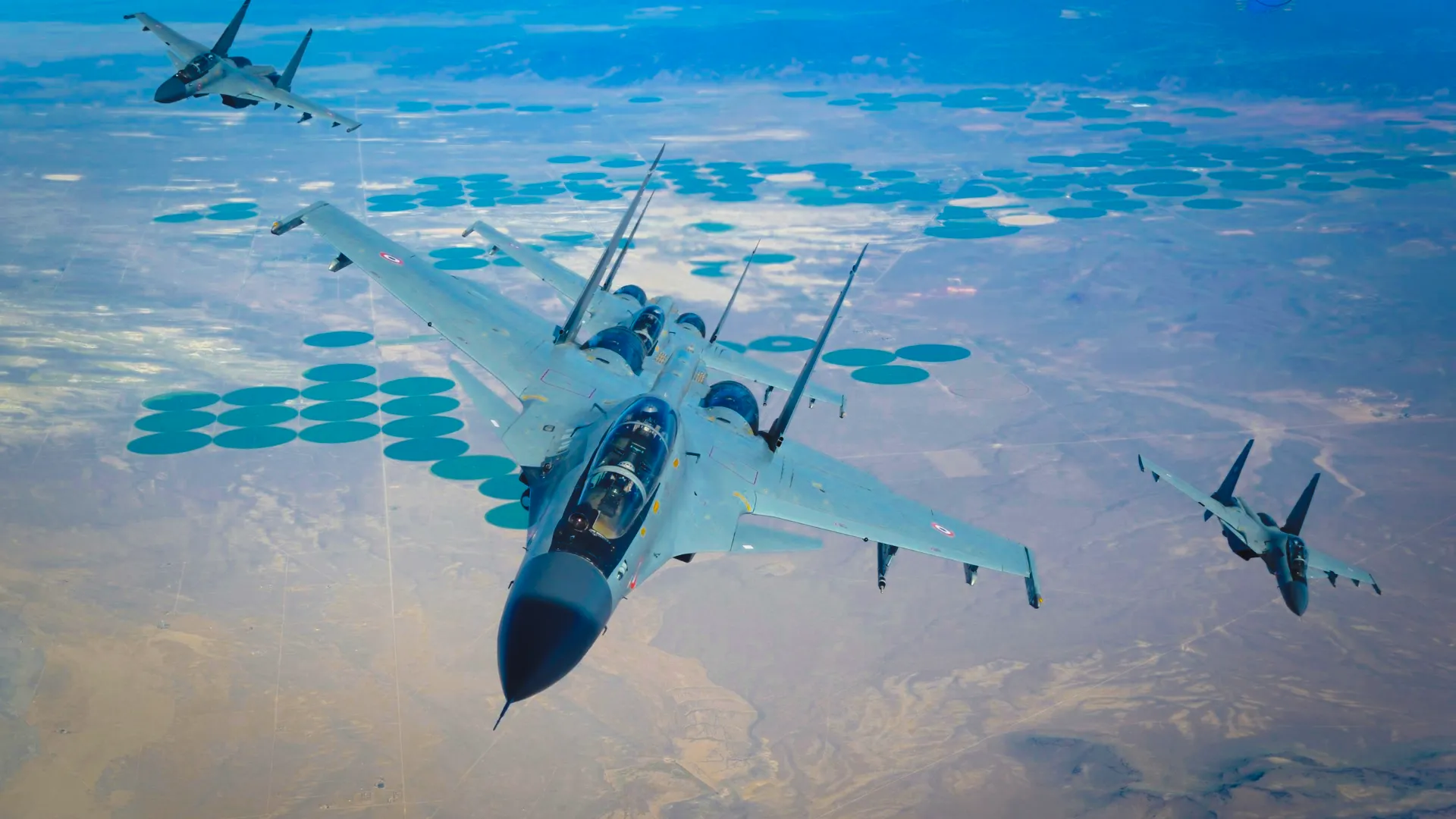 India's Ministry of Defence notified its sixth Positive Indigenisation List of 405 items worth ₹3,070 crore, triggering an 8% rally in Paras Defence shares.